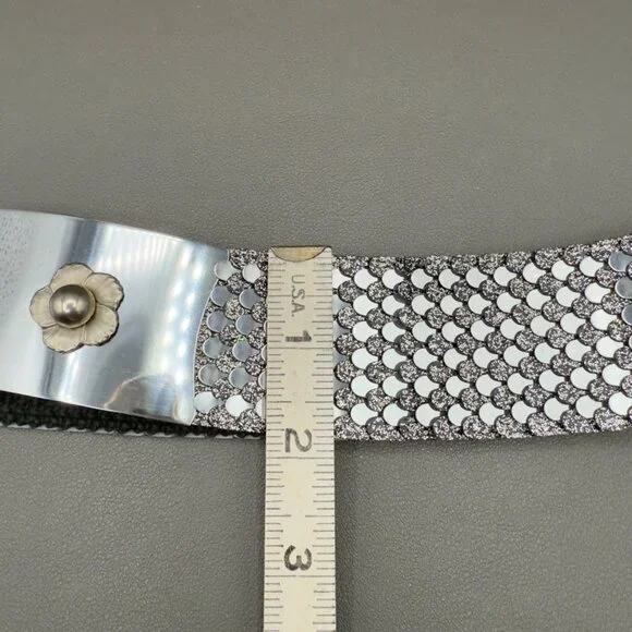 Vintage Women's Belt Small Medium Silver Fish Scale Metal Stretch Floral Buckle - Picture 9 of 15